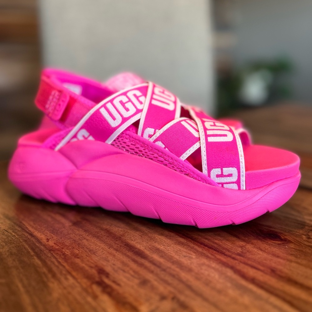UGG L.A. Cloud sandals. Pink size 8